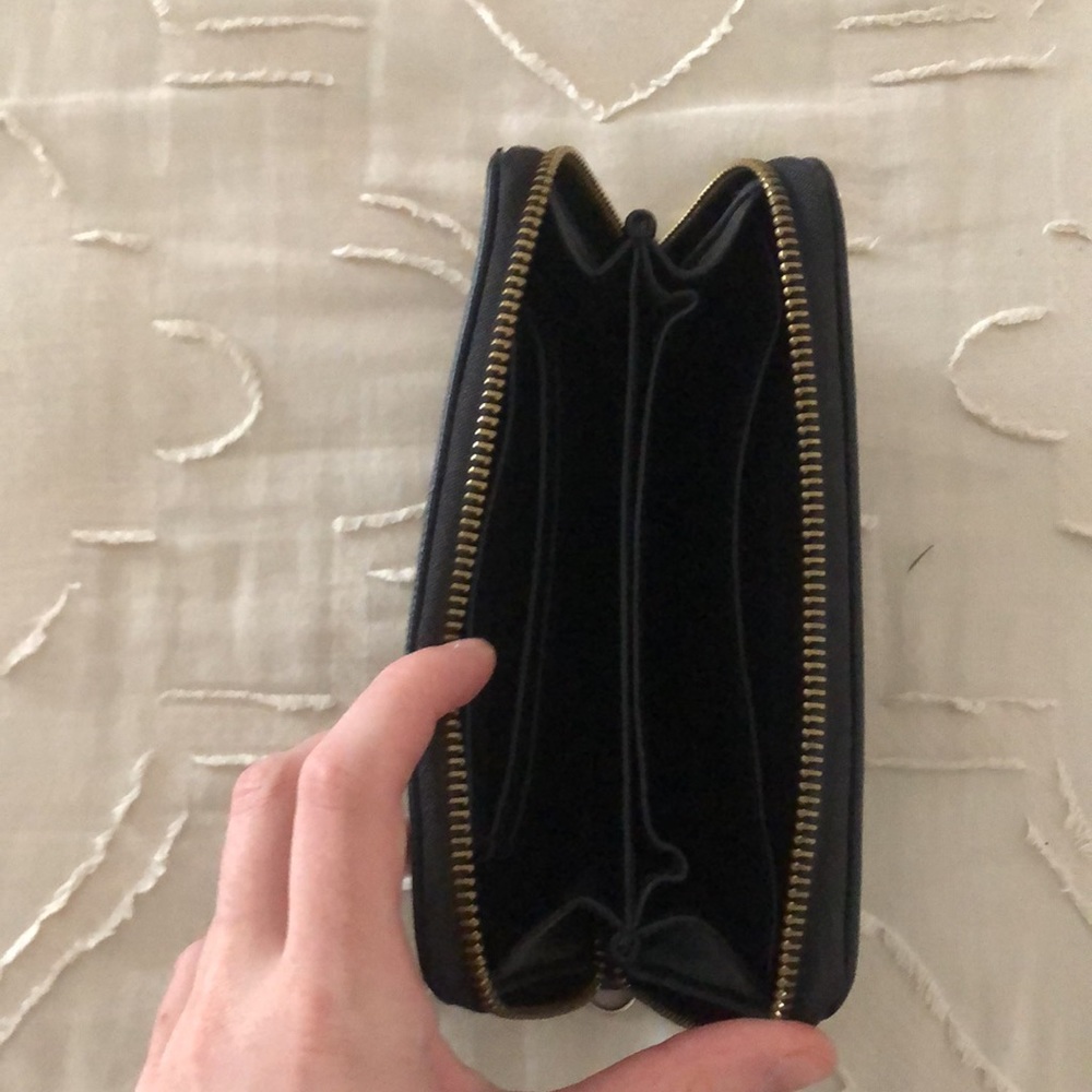 Wallet - Picture 2 of 3